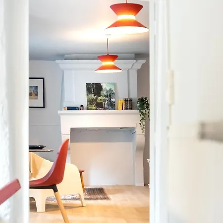 Le Bleu Et Rubis